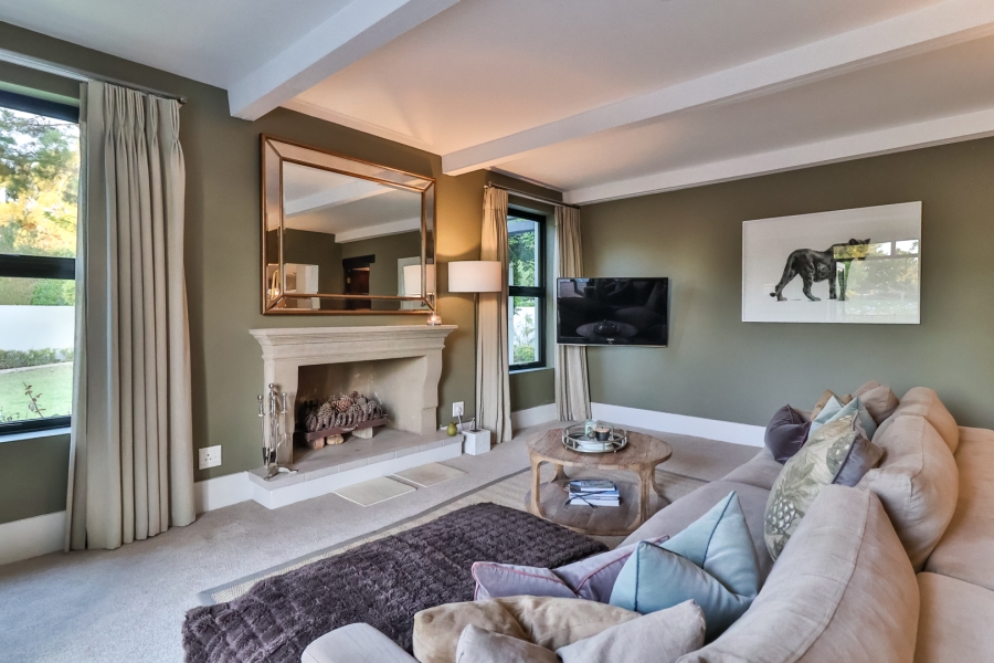 5 Bedroom Property for Sale in Pearl Valley at Val de Vie Western Cape